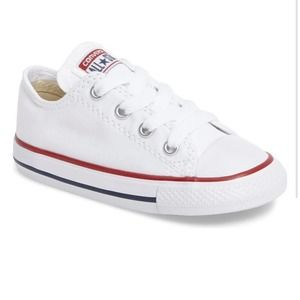 Chuck Taylor® Low Top Sneaker CONVERSE Toddler Size 8 White